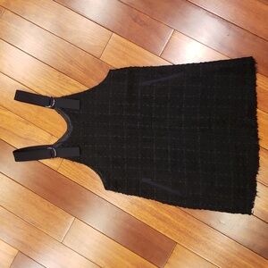 Girl's Size 10 Zara Black Tweed Dress. Adjustable Straps. Pockets